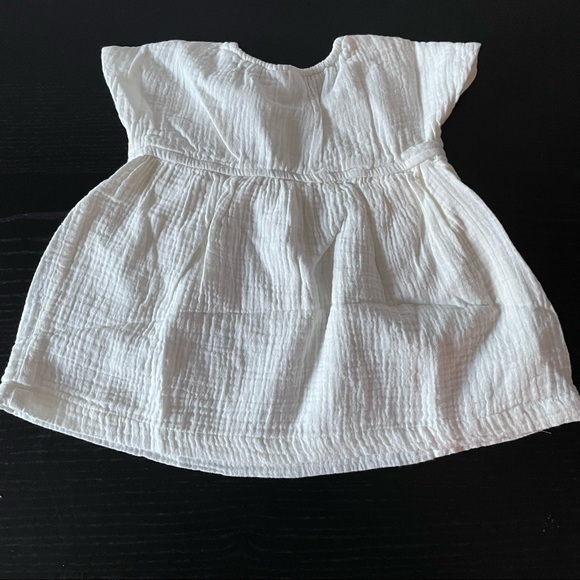 Hanna Andersson Baby White Organic Bubbly Dress Set - Picture 7 of 14